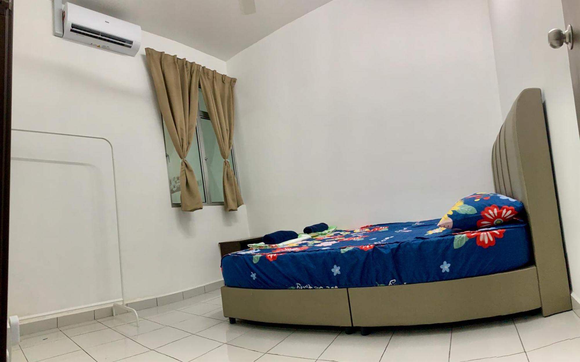 Homestay Cikgu Nora Near Uthm Kptm Kktm Ipg Moslim Onli Kampong Seri Gading Luaran gambar